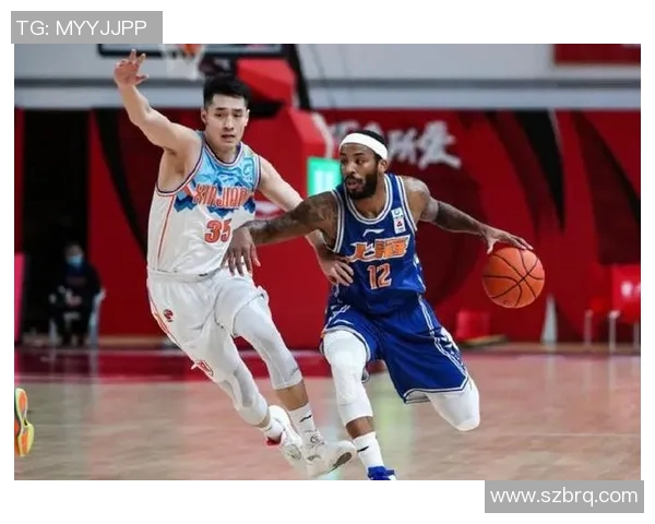 凯恩的传奇之路：从足球天才到世界级教练的蜕变与成就